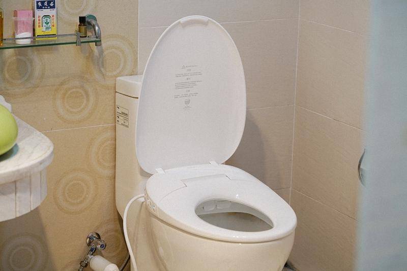 小鲸洗智能马桶盖pro关闭座圈加热,小鲸洗智能马桶盖pro如何拆解