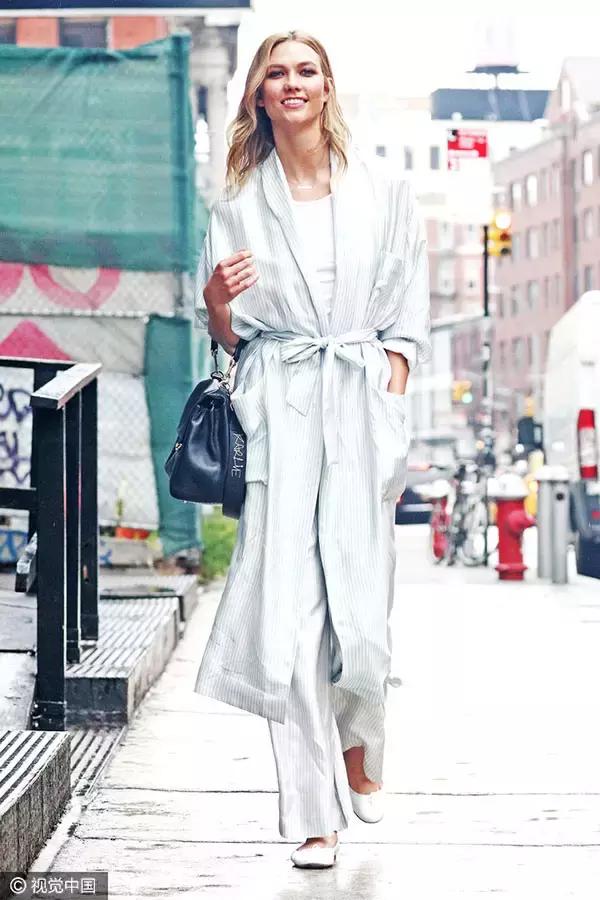这样穿保准让你天天时髦不重样,女人30学会这么穿时髦感翻倍