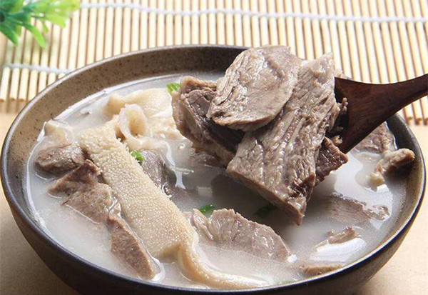 小炒羊肉怎么样除去羊肉的膻味,做羊肉如何去除膻气