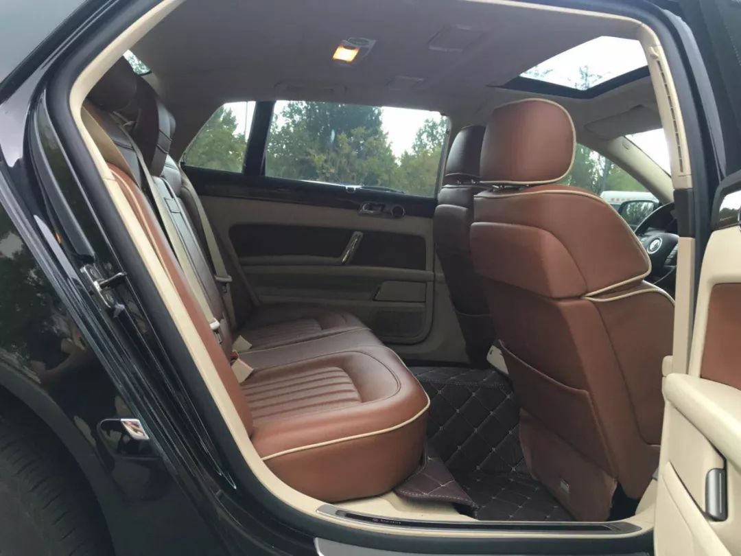 隐形富豪商务车,隐形富豪喜欢开的车