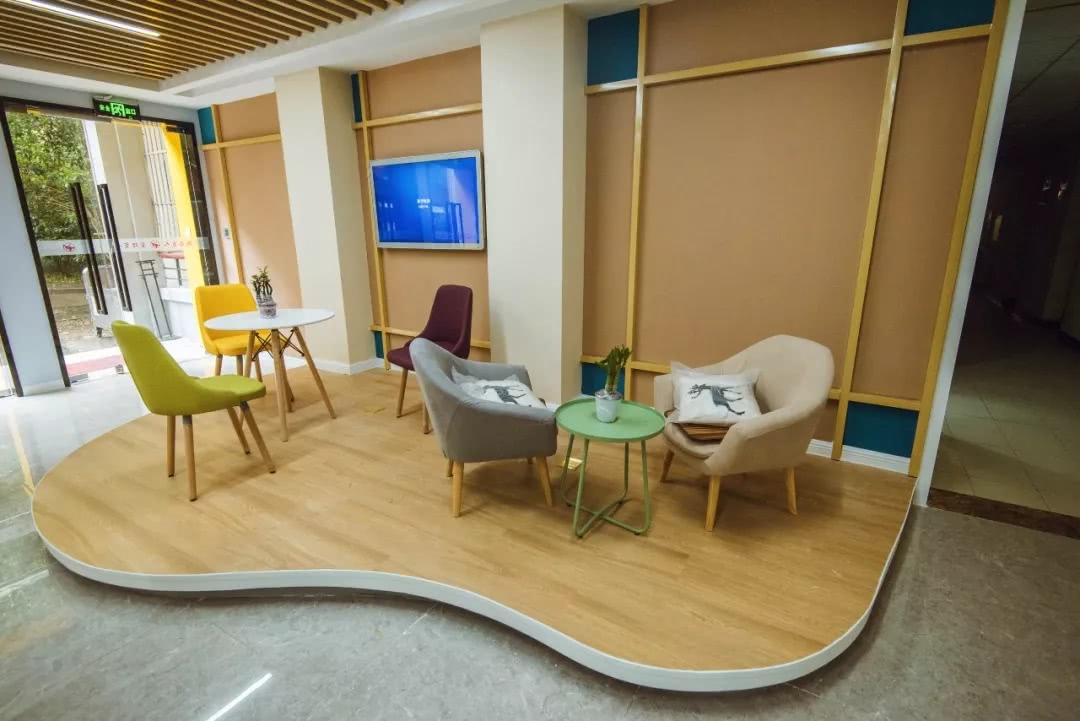 浙江省网红学校,浙江大学网红学校