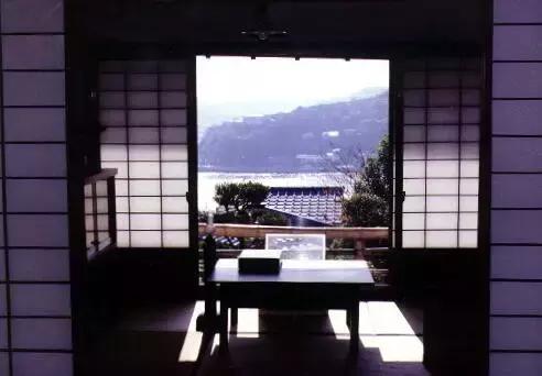 再提起广岛，脑海中不再是那首老歌或是那部黑白的法国电影