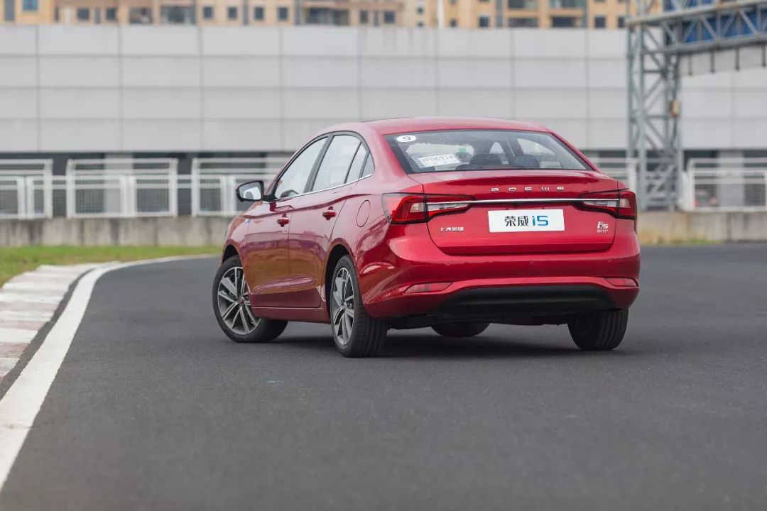 荣威新能源加速,荣威混动极速