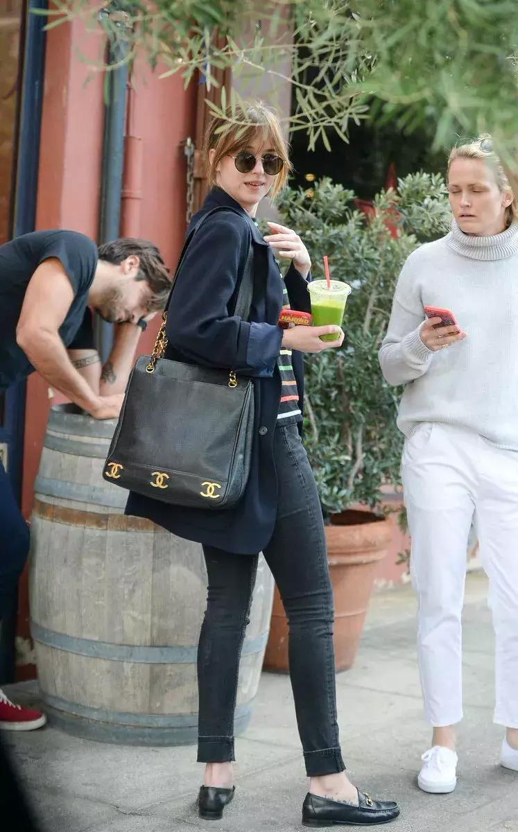 女人买名牌包的心理,女人买包完整版