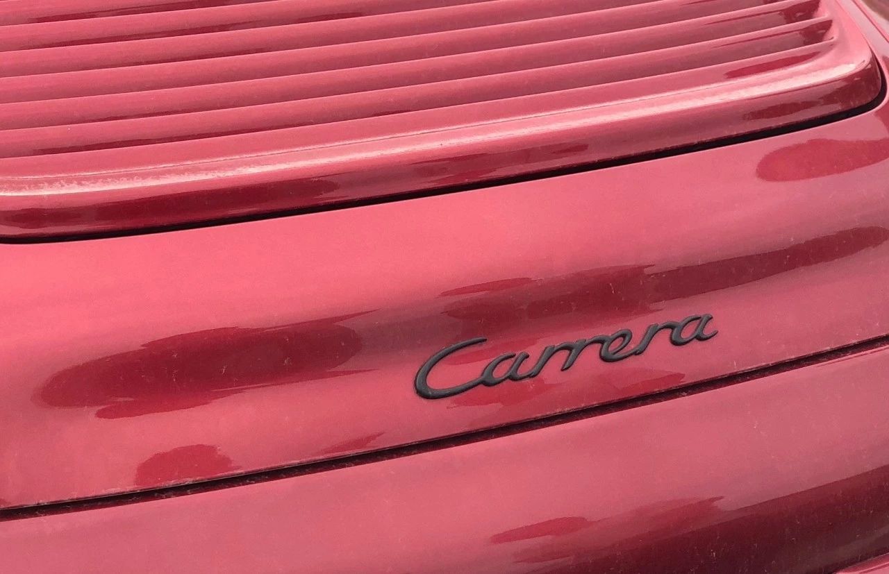 手动挡停车场保时捷911,试驾保时捷911入门版