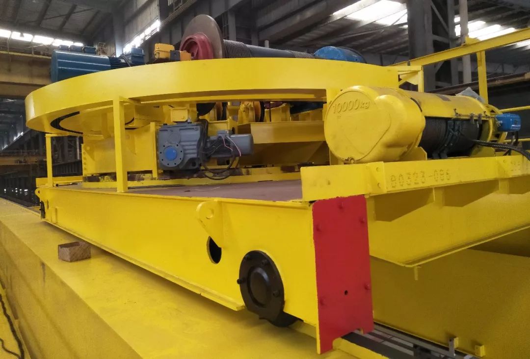 卫华起重机双梁桥式抓斗起重机,河南卫华10吨双梁桥式起重机参数