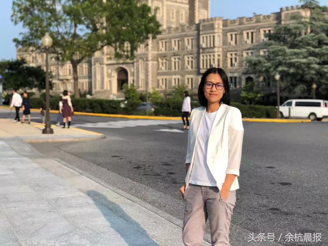 今天，余二高二十年校庆！校友天团也来助阵了！你回家了吗？