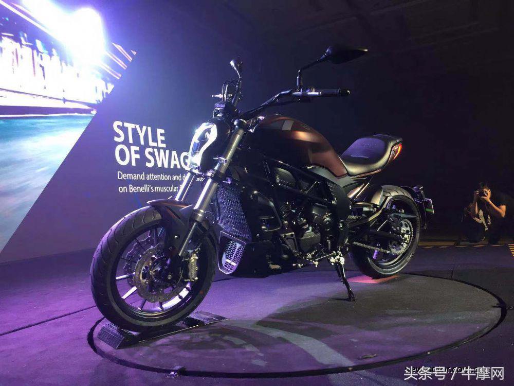 贝纳利752s骑行坐姿和502c骑行坐姿,贝纳利502c和752s一样的链条吗