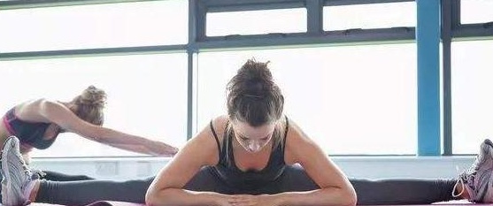 怎么才能练好劈叉,如何练好劈叉最快的方法