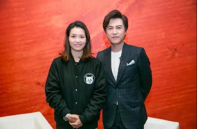 靳东vs胡歌,靳东vs赵丽颖