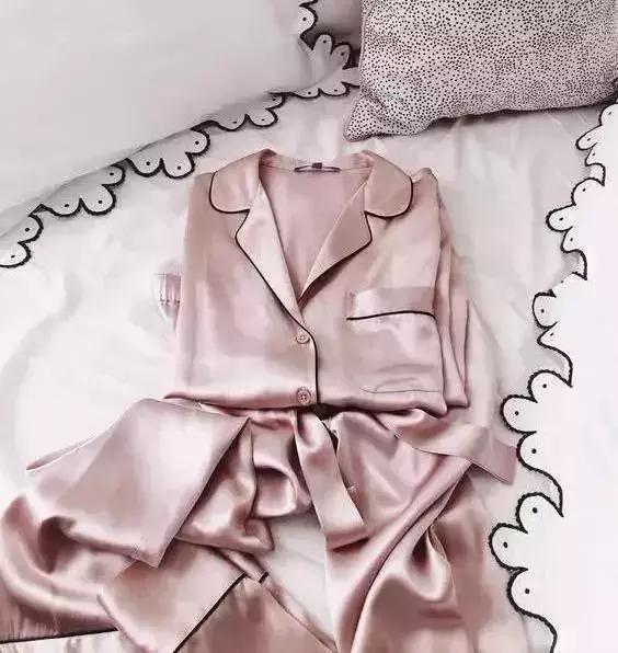 容易变形的衣服怎么晾晒,衣服怎么晾晒收纳不会变形