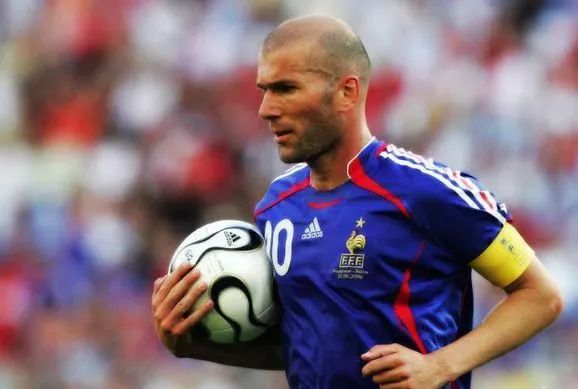 天下足球c罗经典台词,天下足球国足经典台词