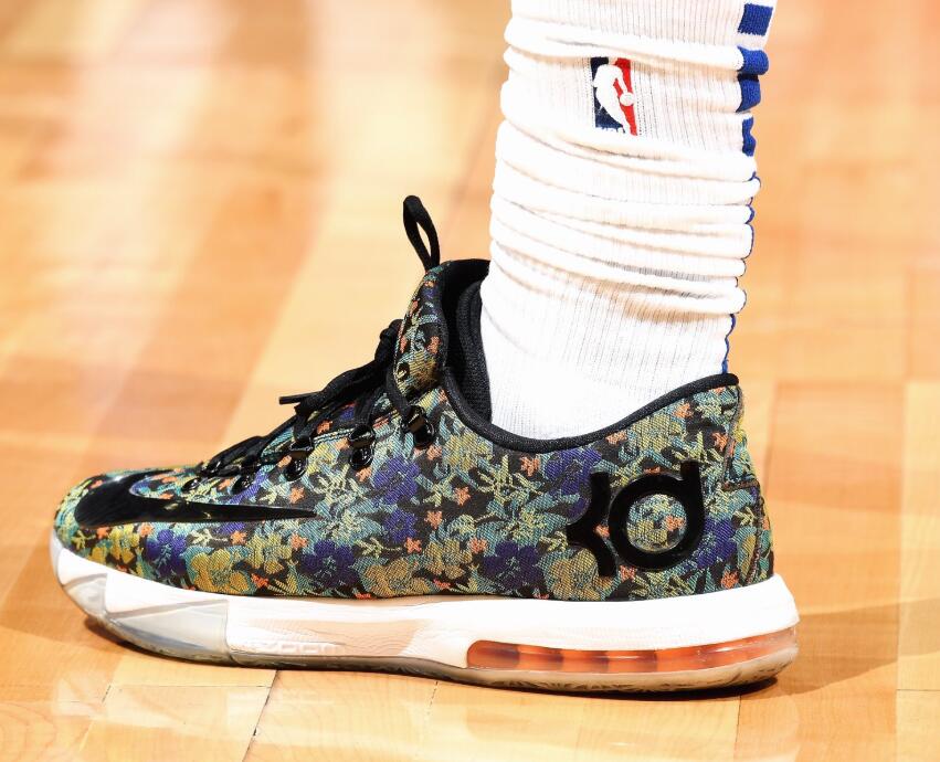 kd11广告杜兰特篮球鞋,耐克杜兰特kd11俄勒冈配色篮球鞋