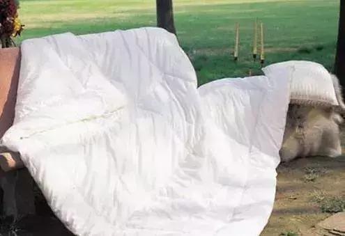 降温了被子可以直接盖吗,降温了棉被囤起来