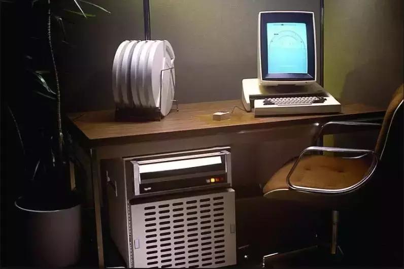 乔布斯打败哪六家公司,乔布斯的公司是不是最成功的