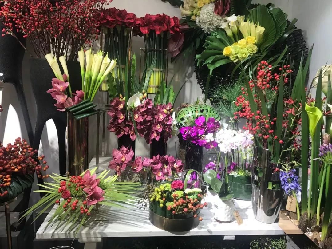 仿真花贵还是真花贵,仿真花贵还是鲜花贵