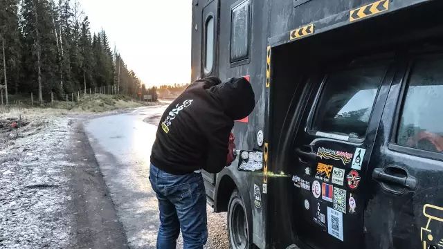 如何在芬兰摆摊赚欧元-自由公路芬兰站之赫尔辛基跨年