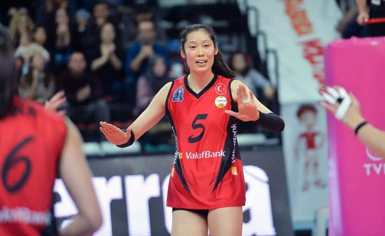 费内巴切邀约李盈莹,李盈莹加入费内巴切的签约费