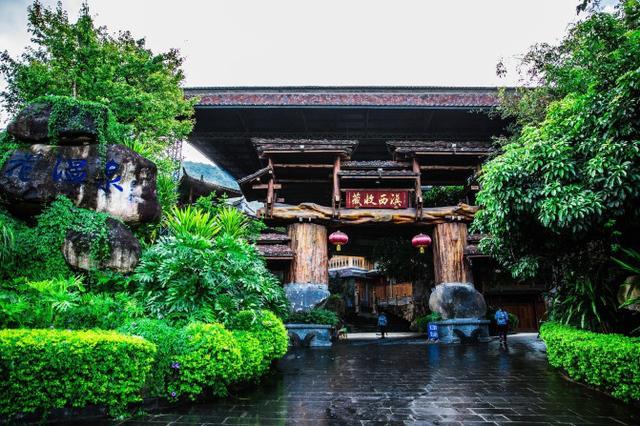 鑽疯姳鍙ら晣鑵惧啿,鑵惧啿鑽疯姳鍙ら晣