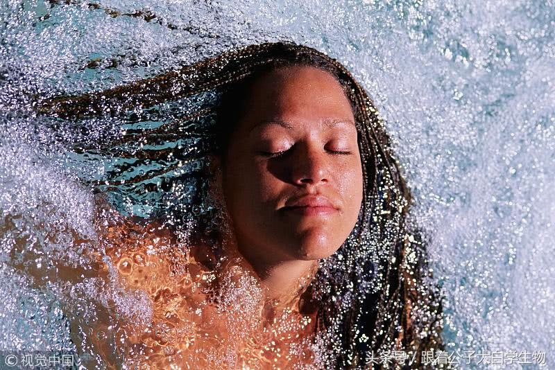 滚床单也可以不出声音！这8个办法教你不再摇床也能达到顶峰！