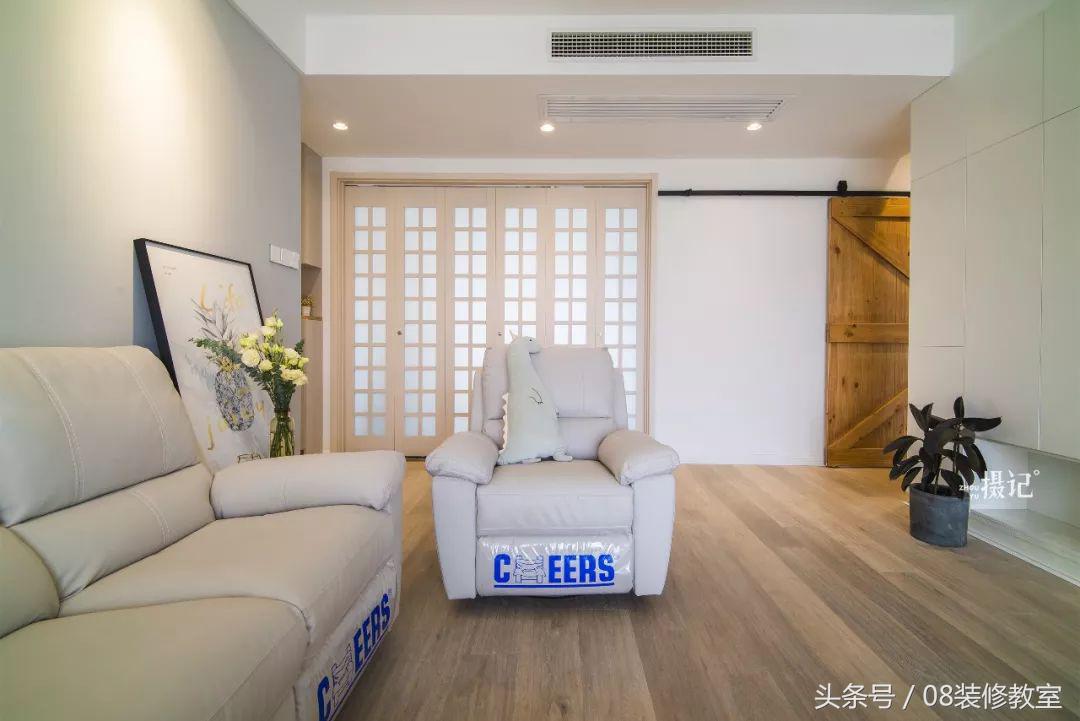 两个90后小青年，不爱极简，却偏要做「收纳达人」