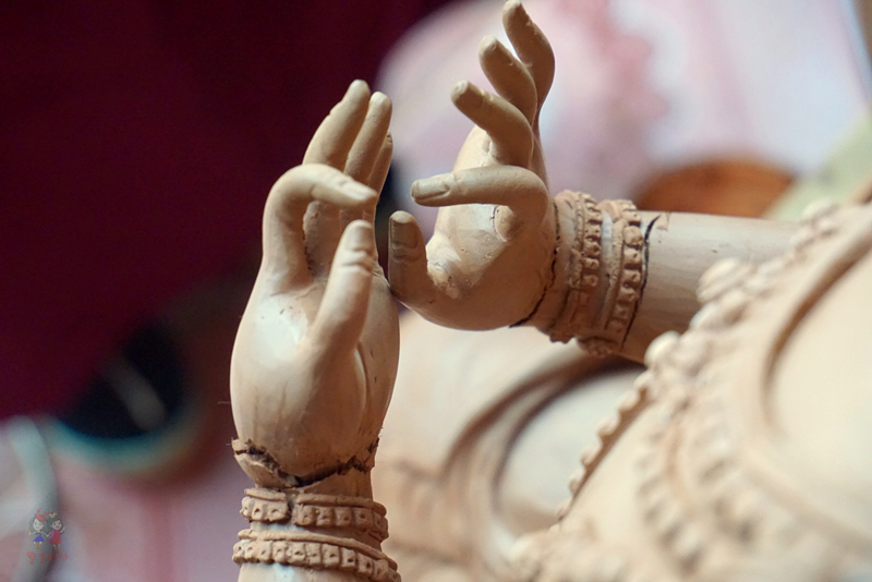 为什么藏人都说喇嘛最聪明?探秘青藏高原寺中的灵魂密码师