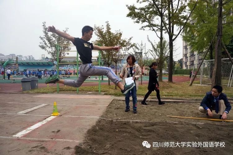 鐪嬩腑瀛︾敓绡悆姣旇禌闈掓槬娲诲姏,鏉ョ湅甯堝ぇ杩愬姩浼氬紑骞曞紡鑸炶箞