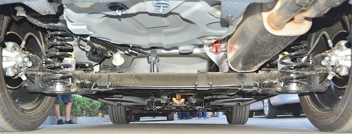 天生自带萌脸！试驾云逸1.2T/1.6T，最接地气的东风雪铁龙小型SUV