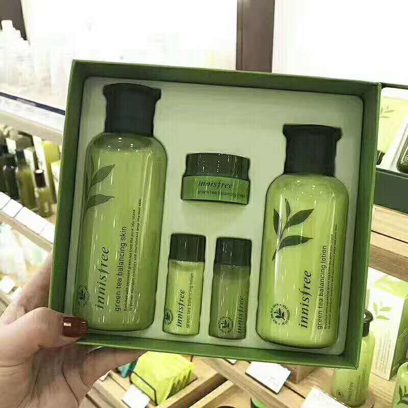 防晒霜推荐学生党平价拼多多,适合学生党的平价好物化妆品