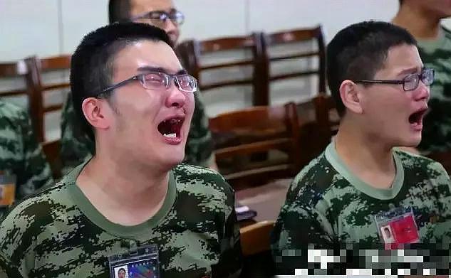 电击教授杨永信所在的临沂网戒所，传出一声声孩子惨叫……