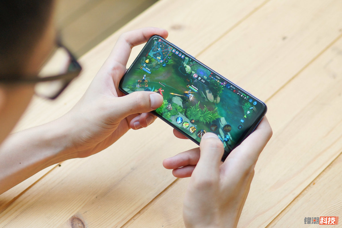 滑盖和全面屏，这次小米做得并不差！小米MIX3详细评测