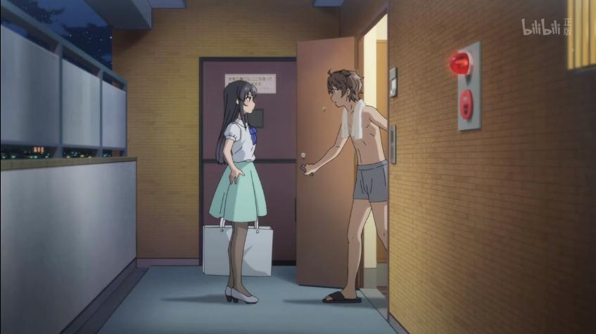 学姐下线换上大屁股学妹，猪头少年永无止境的一天开始了