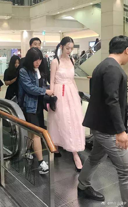 雪莉早期个人舞台,雪莉曾经综艺节目