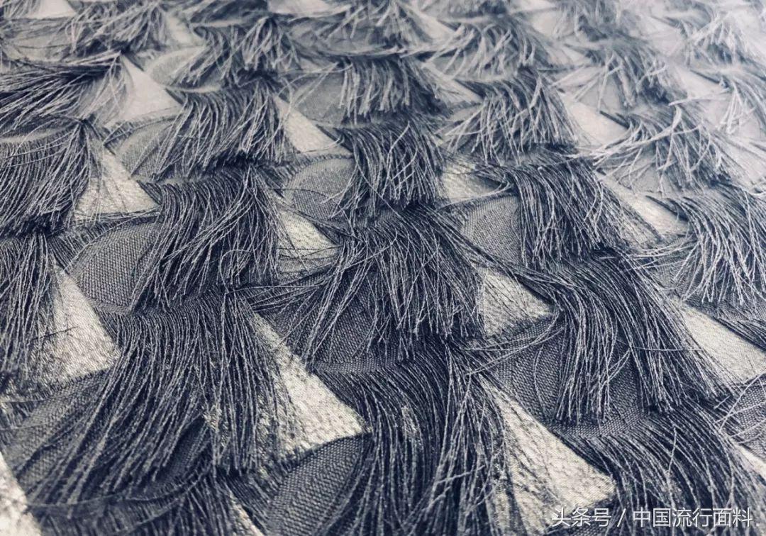 女装趋势新品,女装时髦款式