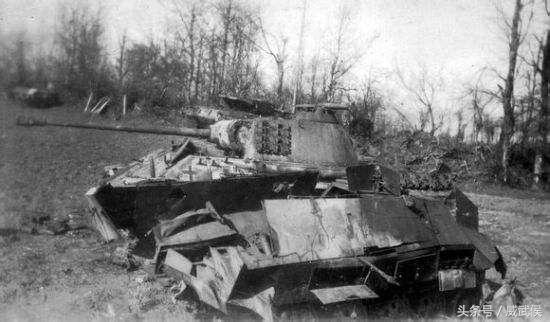 坦克被击中后，里面的坦克兵是什么情况，生还几率有多少？