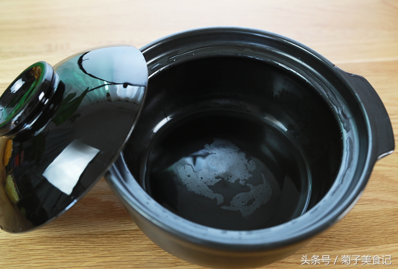 鲜人参汤补气血做法,鲜人参炖鸡汤的正确做法和功效