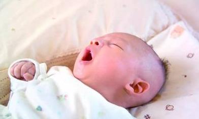 妈妈们不必惊慌新生儿的常见症状,新生儿出现这五点异常宝妈不要慌