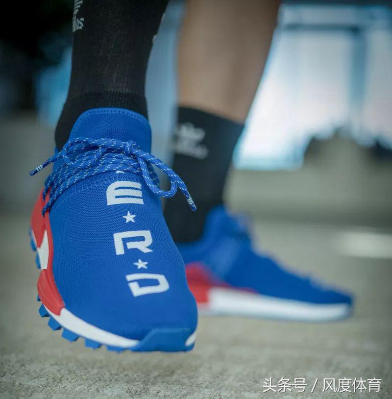 在家里改造一个海洋球馆,在家里布置篮球场