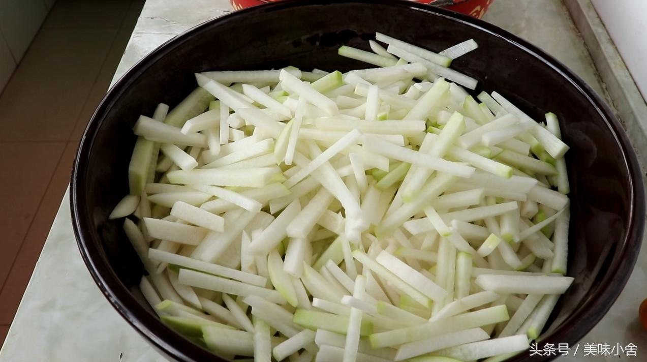 腌的萝卜干怎么保存时间长,腌萝卜干时怎么去除萝卜的辛辣味