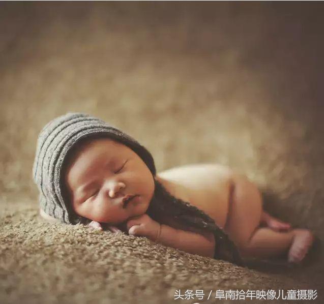 新生儿满月照摄影作品,新生儿满月照模板