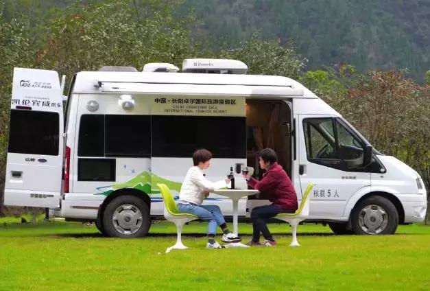 宜昌百家文化生活空间正在推选丨长阳卓尔文旅：你想要的诗与远方