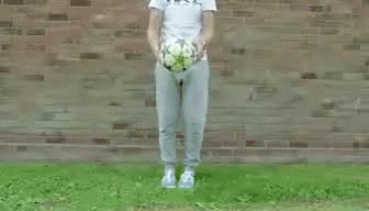 弱势脚怎么练长传,不想被人欺负怎么练身手