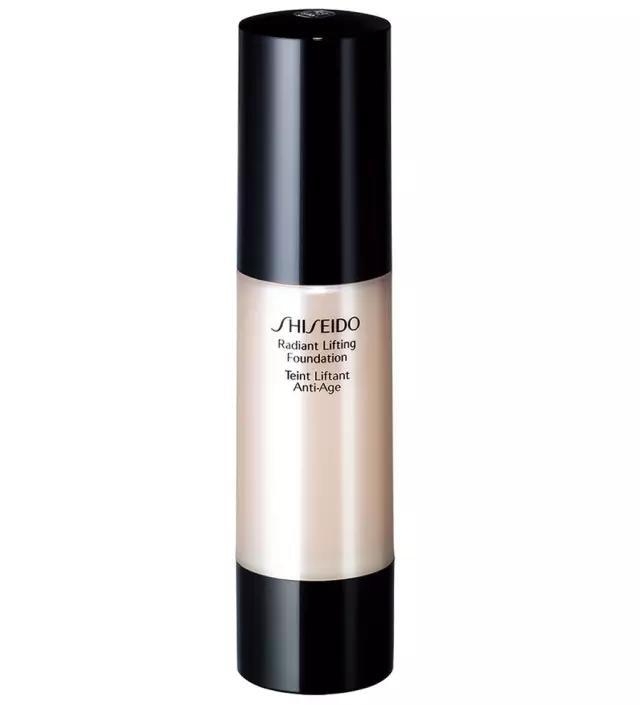 粉底液秋冬保湿,秋冬天适合大牌的粉底液