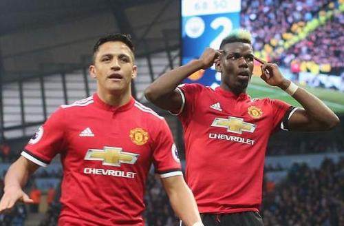 德国天王名利双丰收！智利巨星却沦为替补，加盟曼联或是错误选择