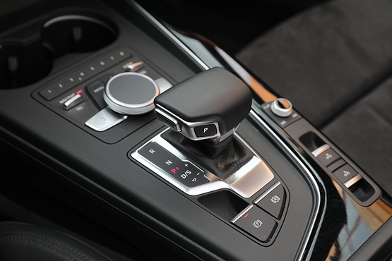 12款奥迪a5两门敞篷值得入手吗,奥迪a52022款敞篷落地价格