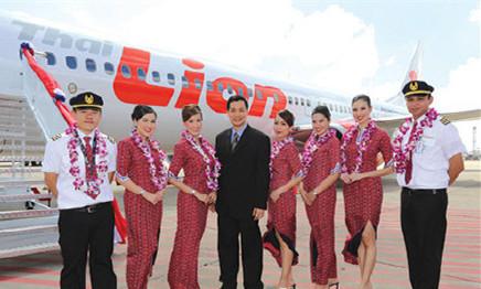 又一架飞机坠毁了吗,最近印尼空难