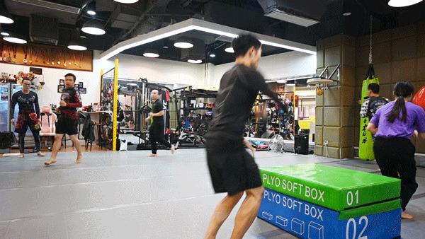 北京路5星拳馆，教练却“打”人无数！竟是彭于晏、颜如晶的最爱