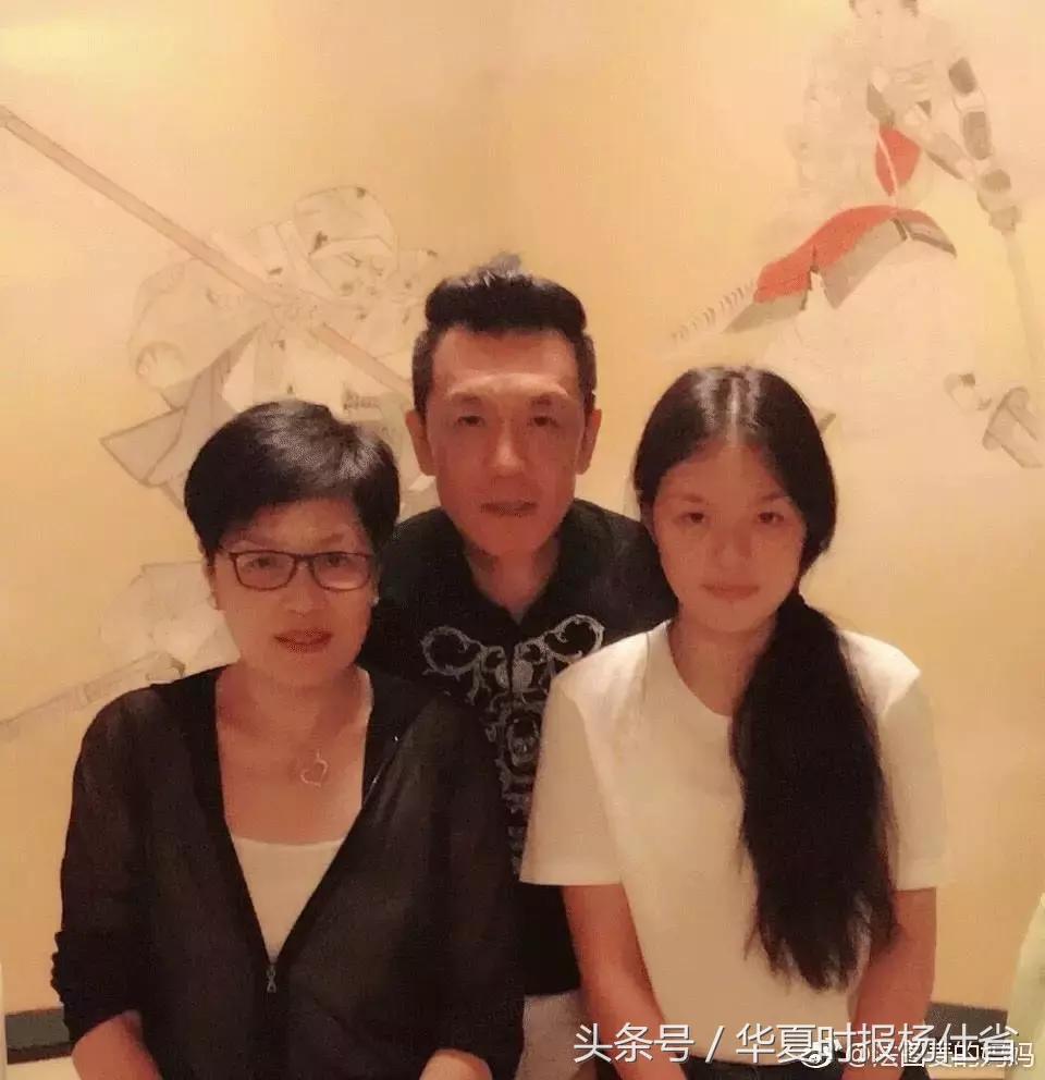 我只对女生感兴趣的英文,我只对女人感兴趣