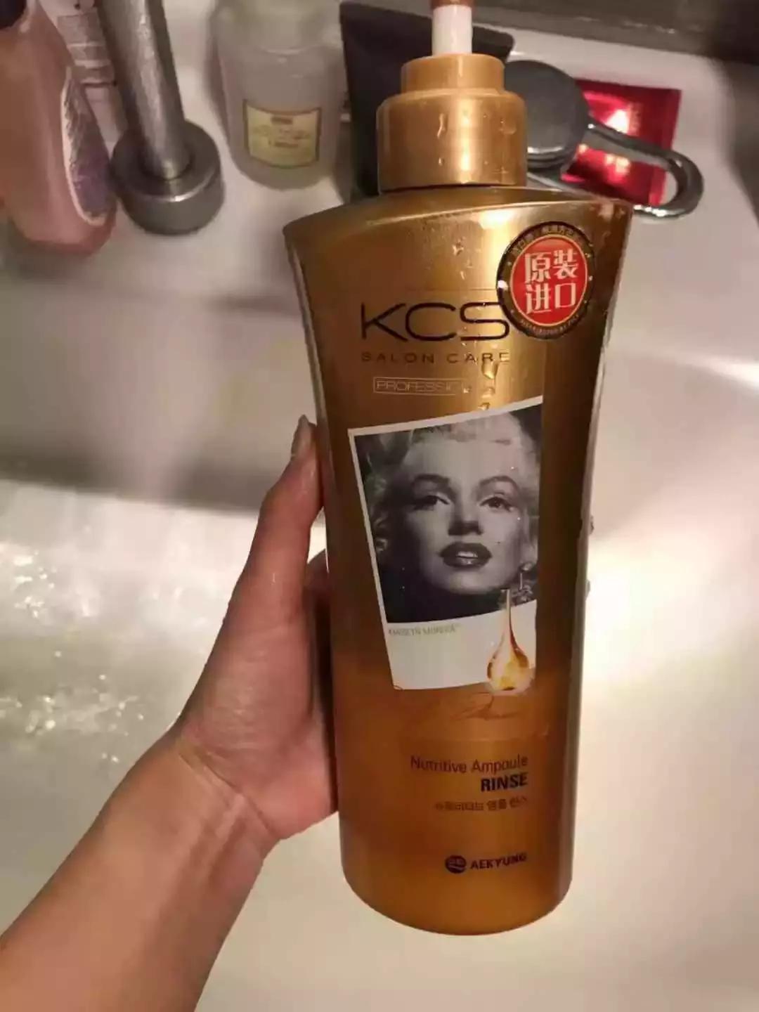 她希望头发躁起来，我希望头发乖一点