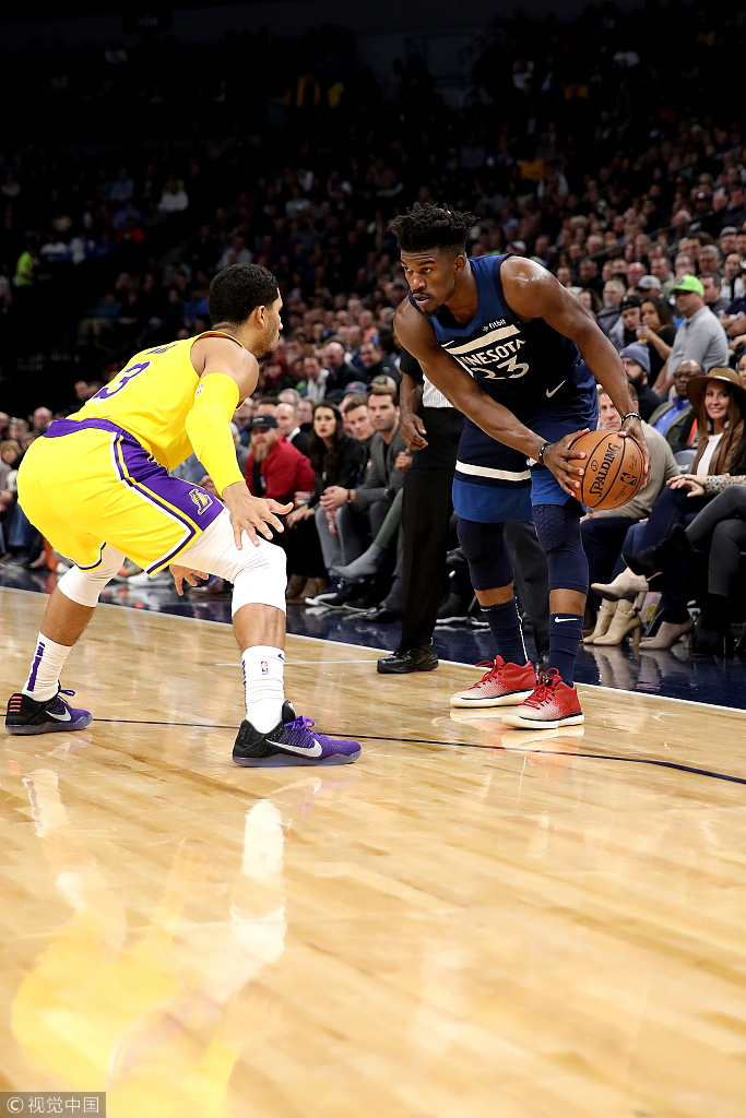 汤神回归穿的篮球鞋,汤神签约安踏前穿什么鞋